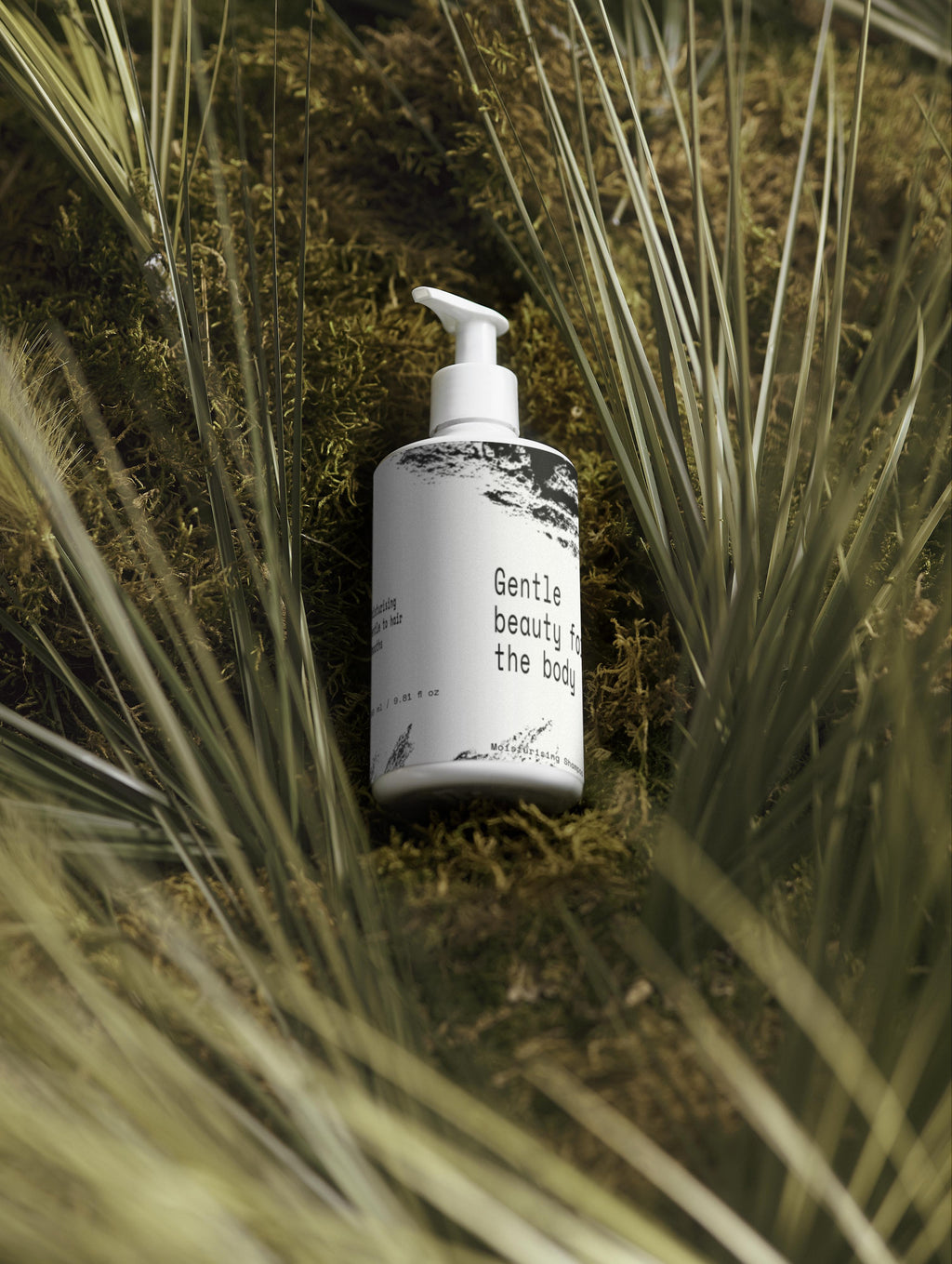 Moisturizing Shampoo - side view